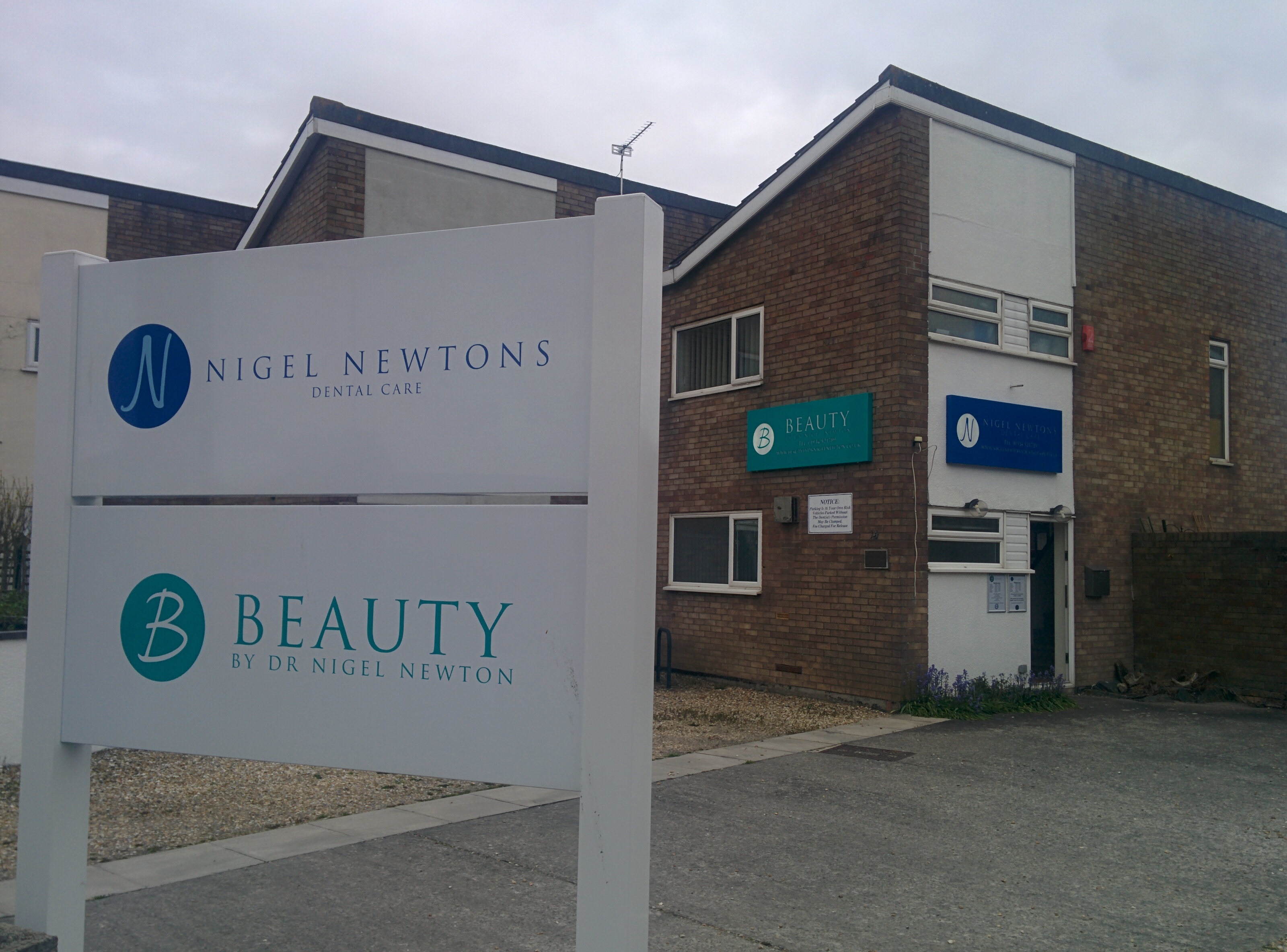 Exterior of Nigel Newton's Dental Care in Dowland
